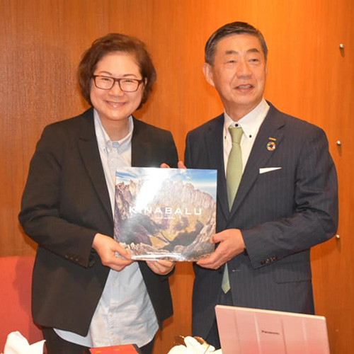 Saraya and the Borneo Conservation Trust Japan handed 230 acres of land back to the Sabah government for the conservation of wildlife.